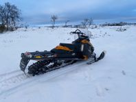 Unik Ski Doo Summit 600sp 2014