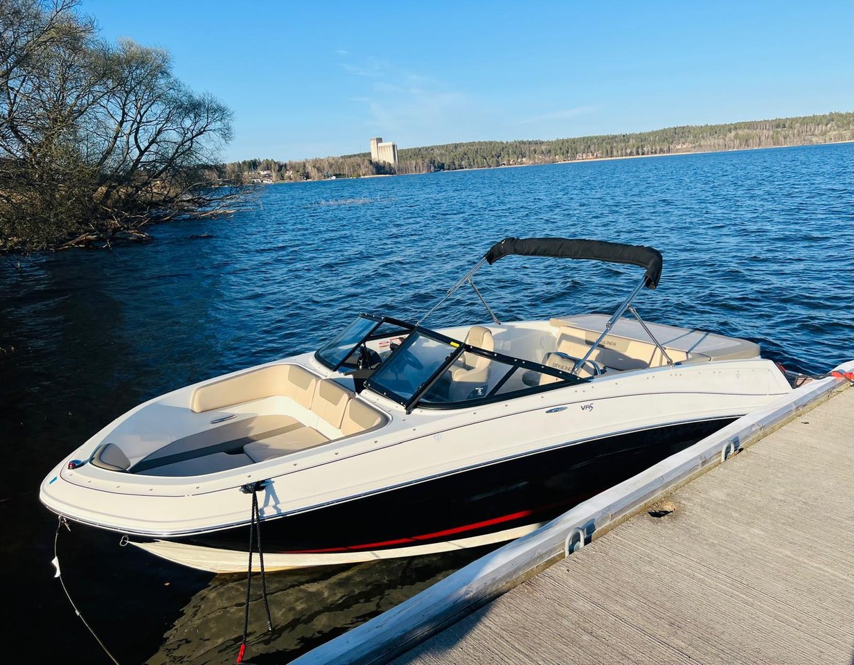 Bayliner VR 5 med Mercruiser ...