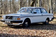 Volvo 242  2.1 DL