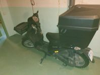 Piaggio mopeder.