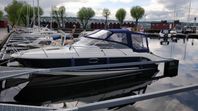 Aquador 23 DC -05, Mercruicer V8 260 hk