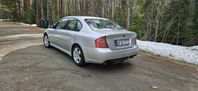 Subaru Legacy 2.0 4WD sedan