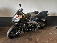 Aprilia V4 1100 RR Tuono
