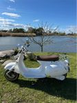 El Moped Vespa Nyskick