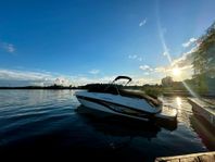 2004 Rinker Captiva 282
