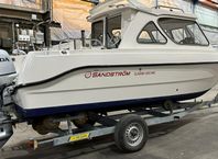 Sandström 620 mittkabin båt med Honda 115 hk