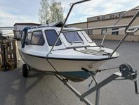 Häftig och smidig båt med 55hp Evinrude