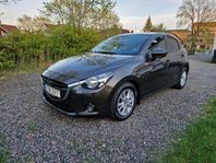 VÄLVÅRDAD MAZDA 2 MED NYA SOMMARDÄCK!!!!