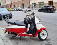 Scooter Peugeot Django 150 cc