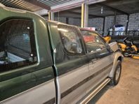 Mitsubishi L200 Club Cab 2.5 4WD
