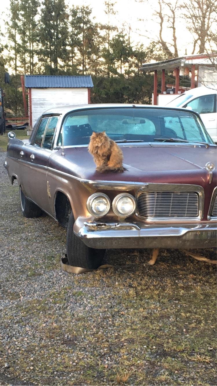 Imperial Crown 4-dörrars Southampton 6.8 V8 TorqueFlite, 355hk, 1961