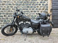 Harley Davidson XL 1200 Sportster.