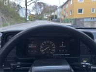 Opel Kadett 3-dörrars Halvkombi 1.6 . Ny besiktad, ny servad