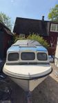 Cresent 435 på Tiki 80 båttrailer