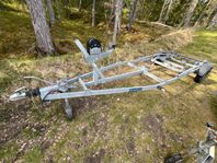 1300 kg Thule trailer, nya lager/ bromsar