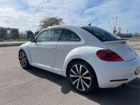 Volkswagen Beetle 2.0 TSI 200hk Premium GT Sensorer, sv-såld