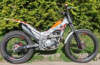 Montesa Cota 4RT260 och Vertigo R 250cc 2-takt. 
