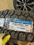 Nytt sommardäck 284/45 R22 blackbear 