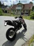 KTM 690 SMC – A2-reggad