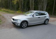 BMW 116 i Advantage Euro 4 - Nybesiktad