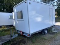 Rastvagn/Personlvagn med wc Uthyres