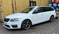 Ny besiktad Skoda Octavia Kombi RS 4x4 2.0 TDI 4x4 Premium