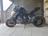 KTM 1290 Superduke R