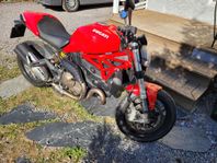 Ducati Monster 821