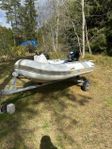 Ribbåt 2.7M med 15Hk motor