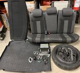 VW Golf delar säte, bagage matta, stereo, reservhjul mm