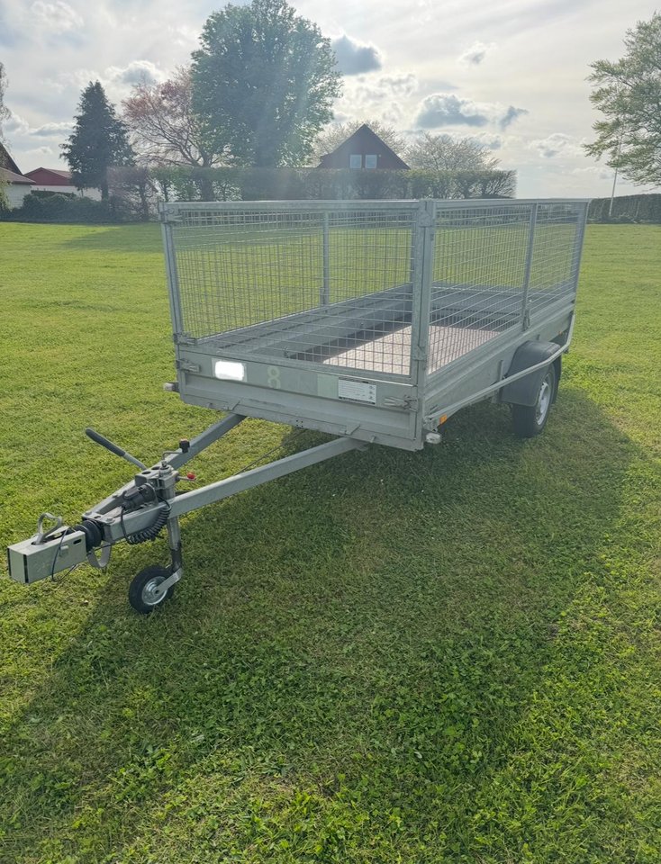 Släp med nätgrind D1000