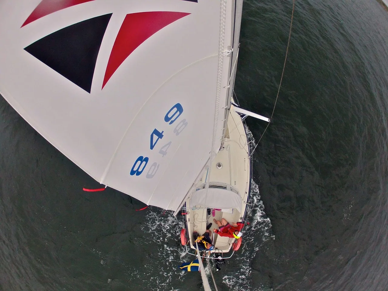 Segelbåt Maxi 68 image