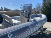 Capelli Apnea 51 med Suzuki DF90A
