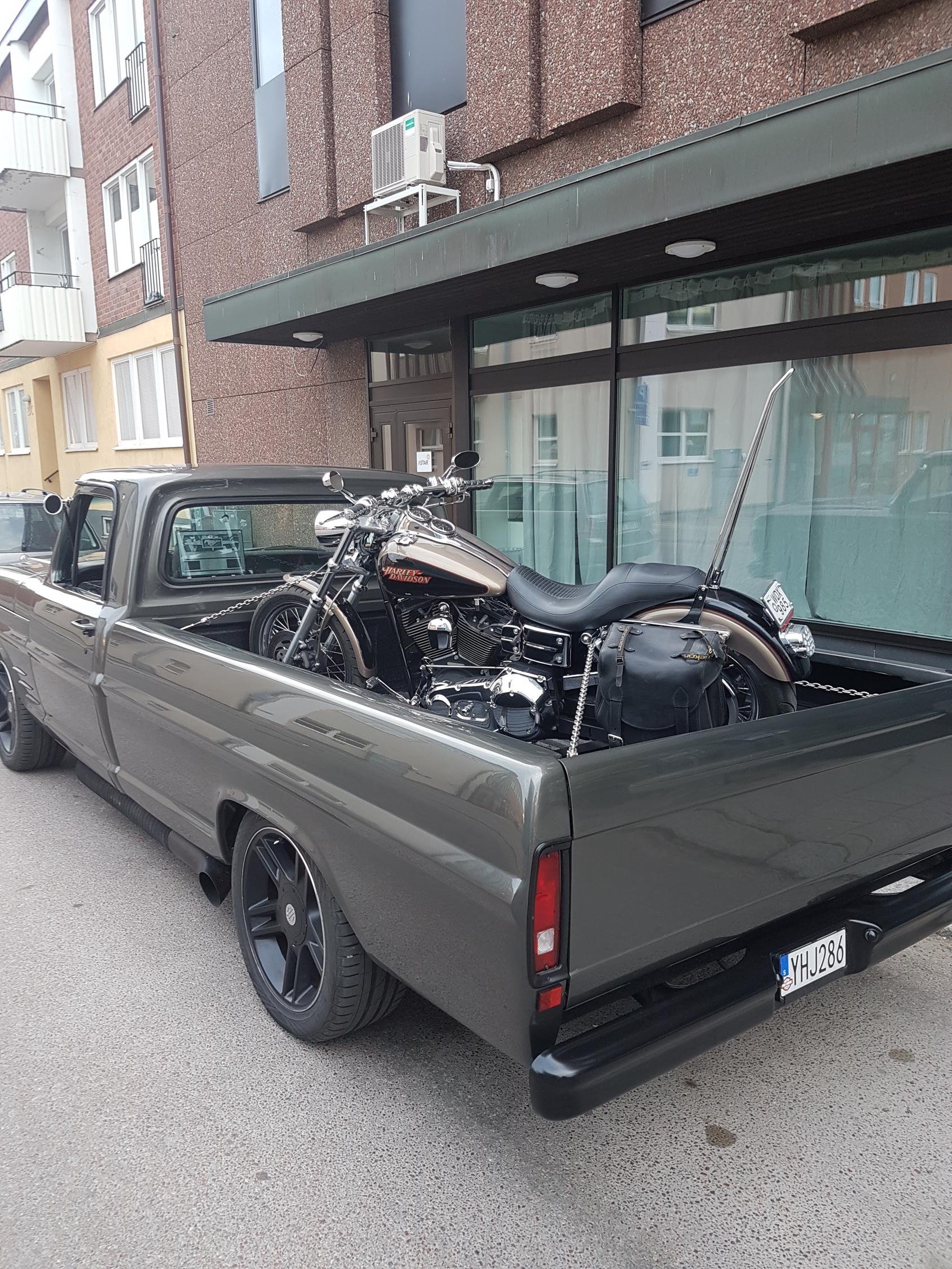 Ford F-100 Regular Cab 5.9 V8 Cruise-O-Matic, 218hp, 1971