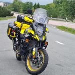 Suzuki V-Strom DL 1000 XT Adventure Edition, fullutrustad