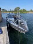 Anytec A27 från 2019, med Yamaha V8 (350 hk)