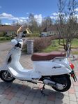 Keeway Agora Brun – Klass 1 Moped, 45km/h – 12 000 kr