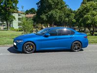 Alfa Romeo Giulia 2.0 Turbo Q4 Veloce 280hk