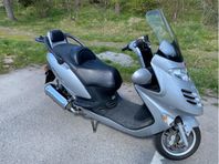 Kymco Grand Dink 250