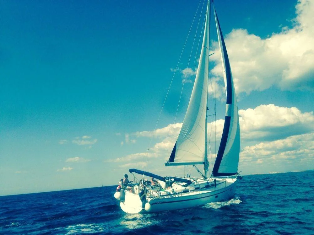 Bavaria 40 med bästa utgångsläget uthyres image