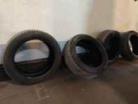 Sommardäck 245/45R100100y& 17 tums alufälgar med vinterdäck