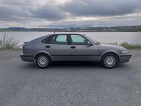 Saab 9-3  (nybesik/skattad)