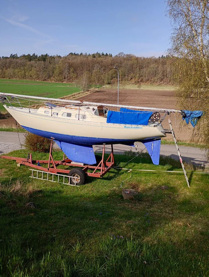 Shipman 28, segelbåt image