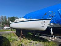 Segelbåt Karlskrona Viggen 1965 med utombordsmotor