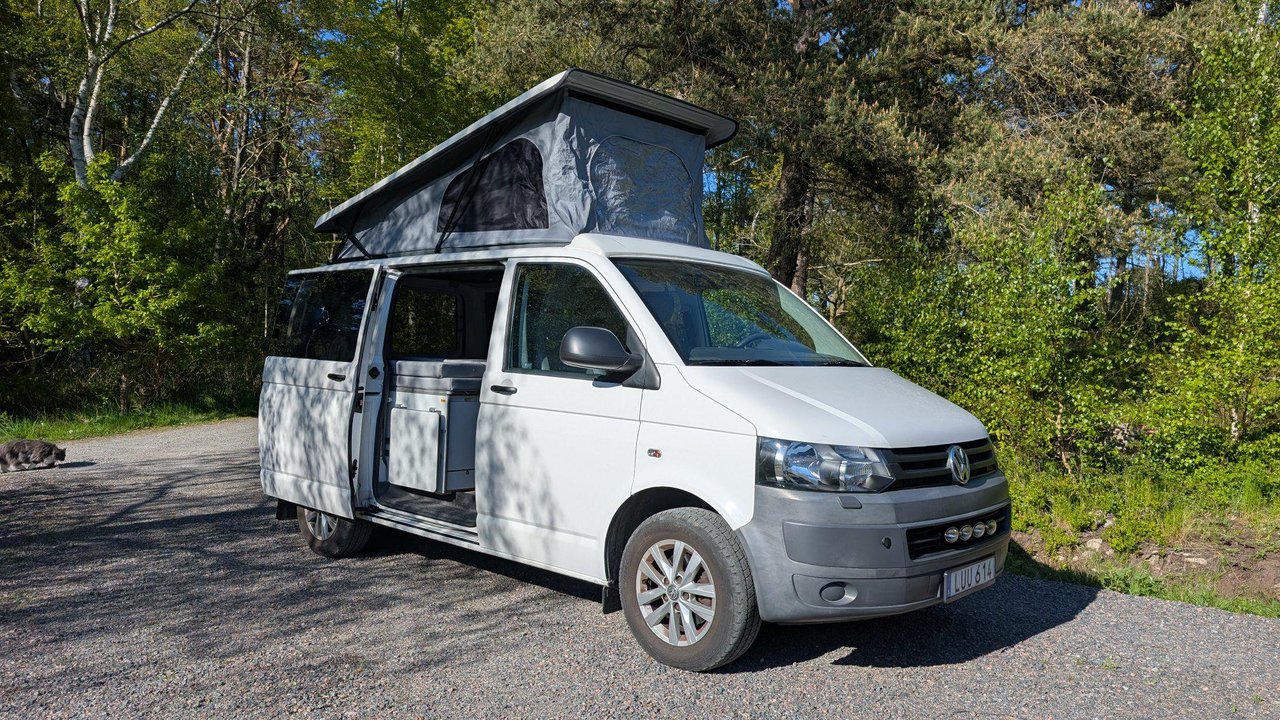Volkswagen Transporter med po...