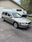 Volvo v70 2,4t a-traktor