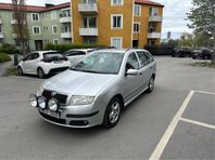 Skoda Fabia Kombi 1.2 Skattad Besiktigad Dragkrok