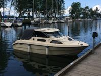 Uttern 6200 CC – Volvo Penta 250SP – 93 med Boogietrailer