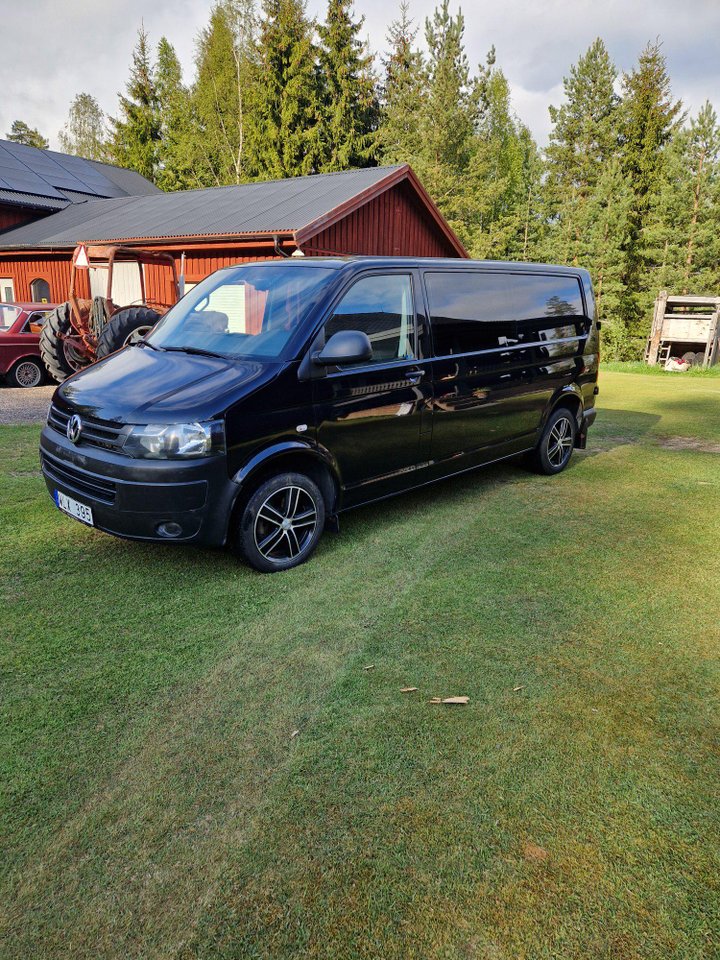 Volkswagen Transporter Kombi ...