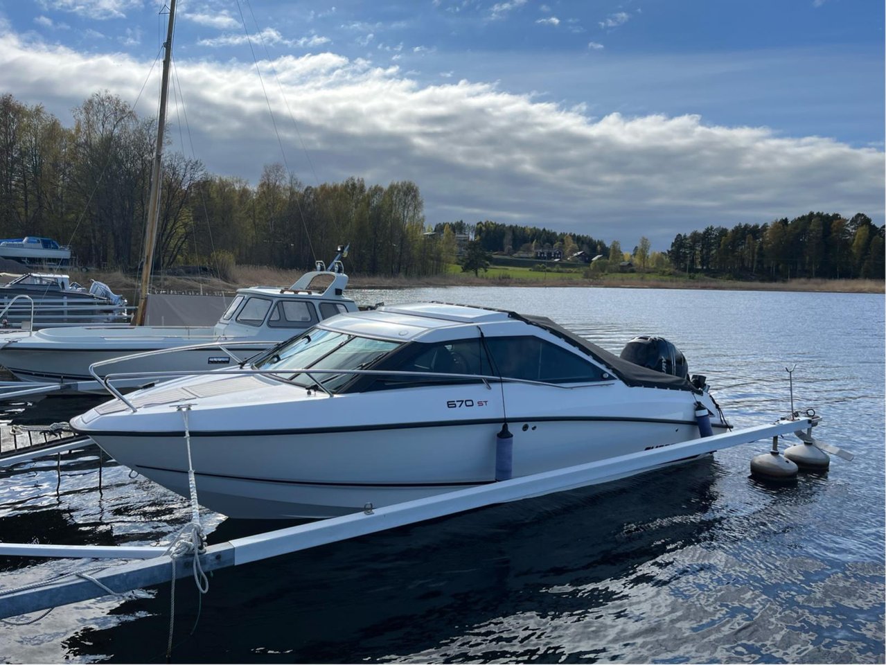 Flipper 670 ST Verado 225